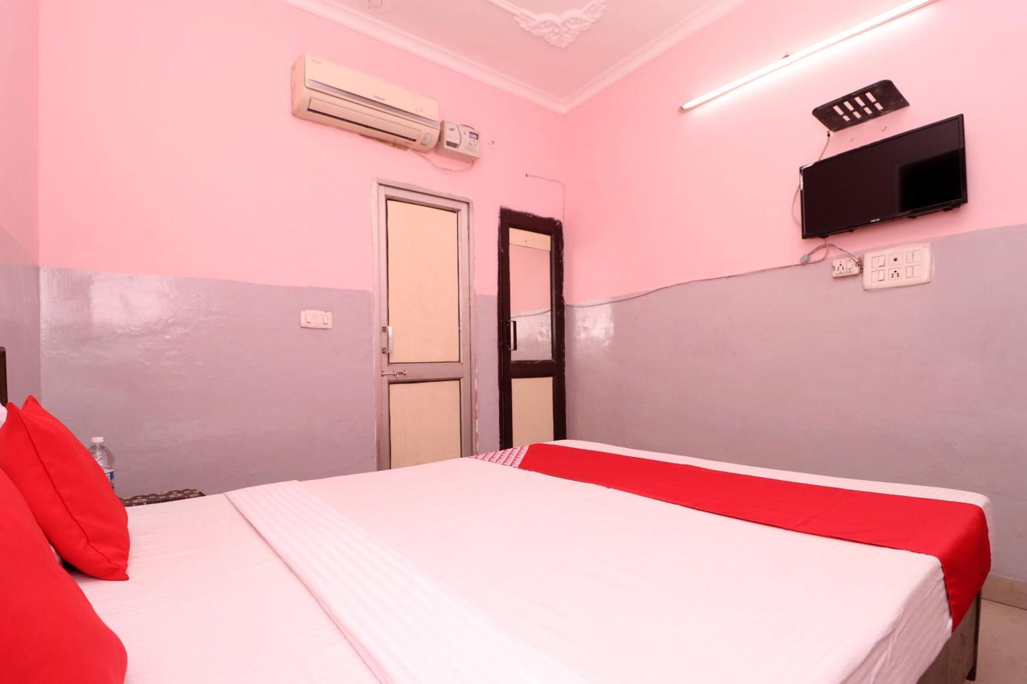 Hotel O Ashoka Residency Chandigarh Bagian luar foto