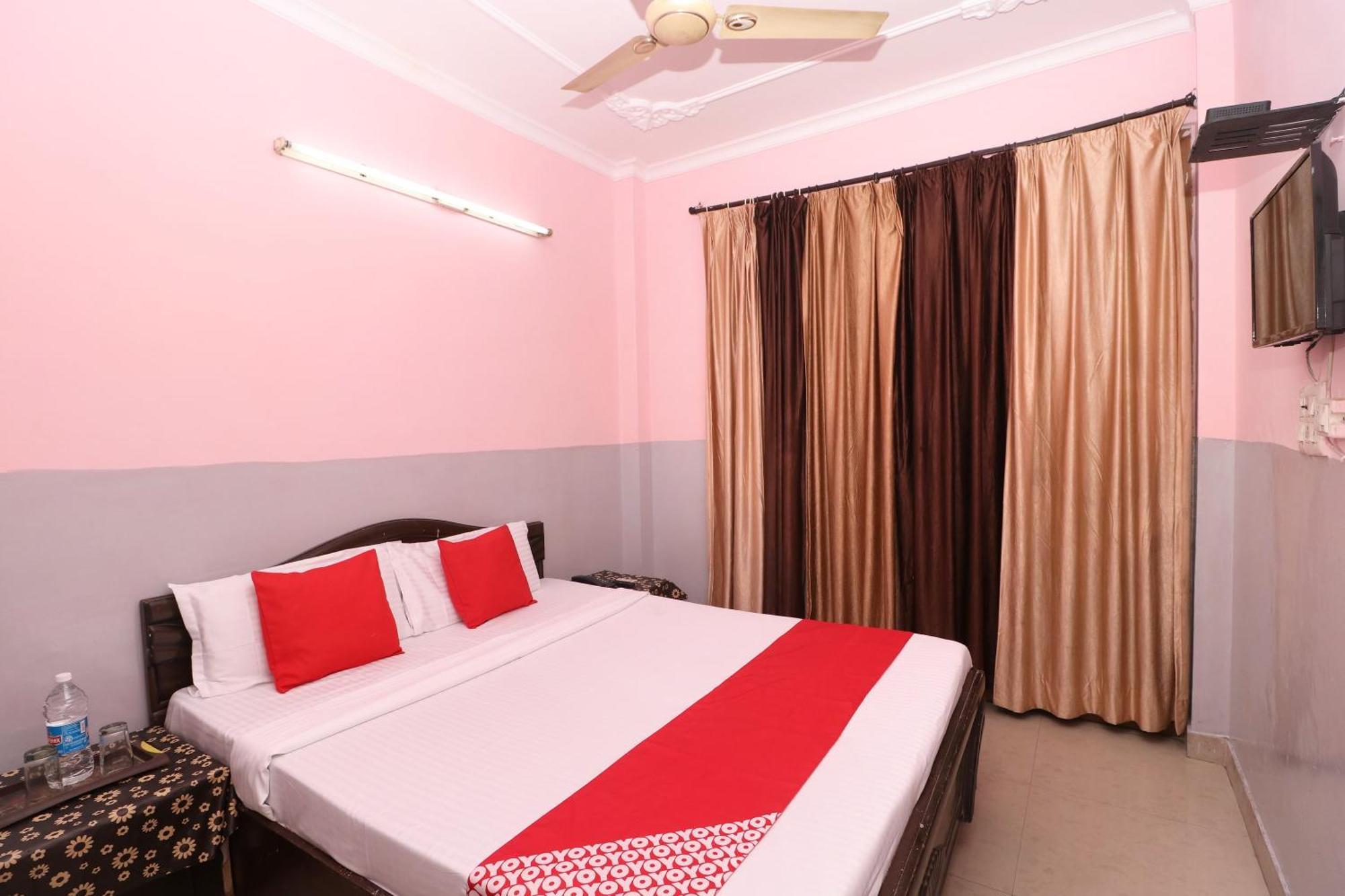 Hotel O Ashoka Residency Chandigarh Bagian luar foto