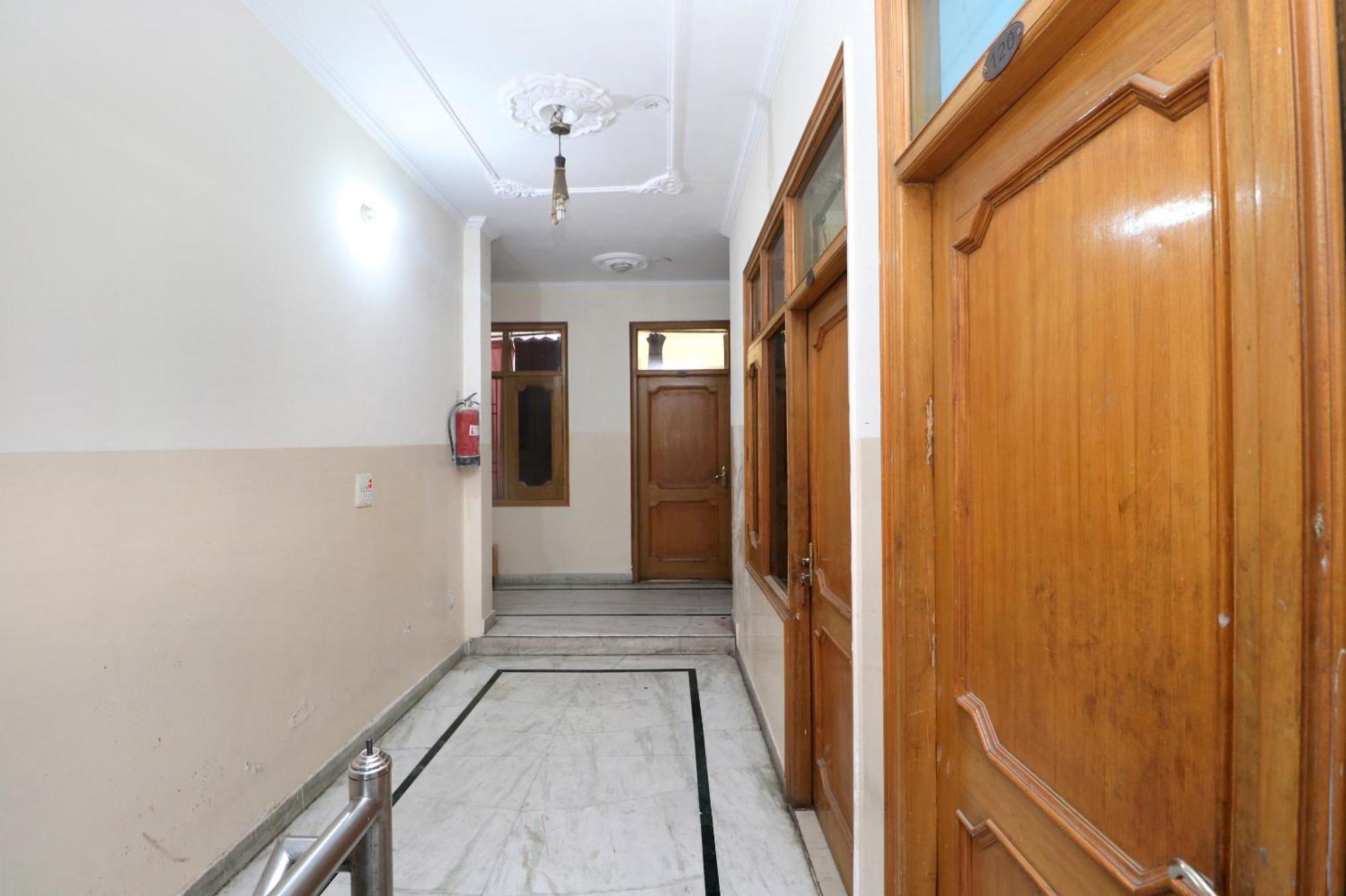 Hotel O Ashoka Residency Chandigarh Bagian luar foto