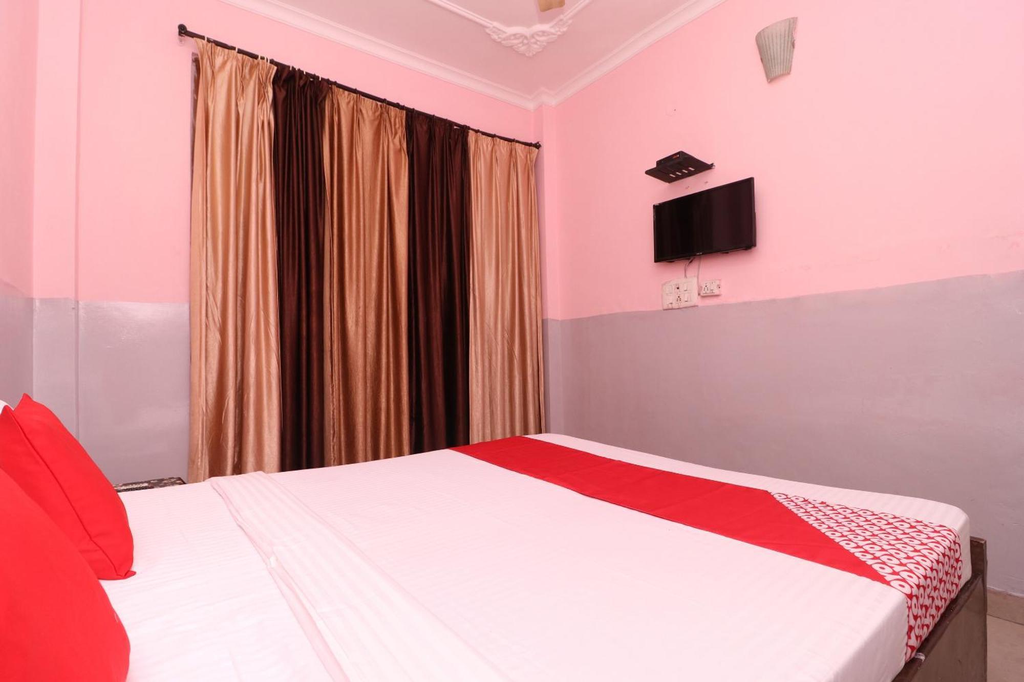 Hotel O Ashoka Residency Chandigarh Bagian luar foto